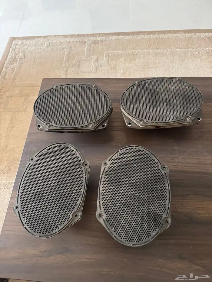 سماعات فورد (فيكتوريا ماركيز لينكون) 0