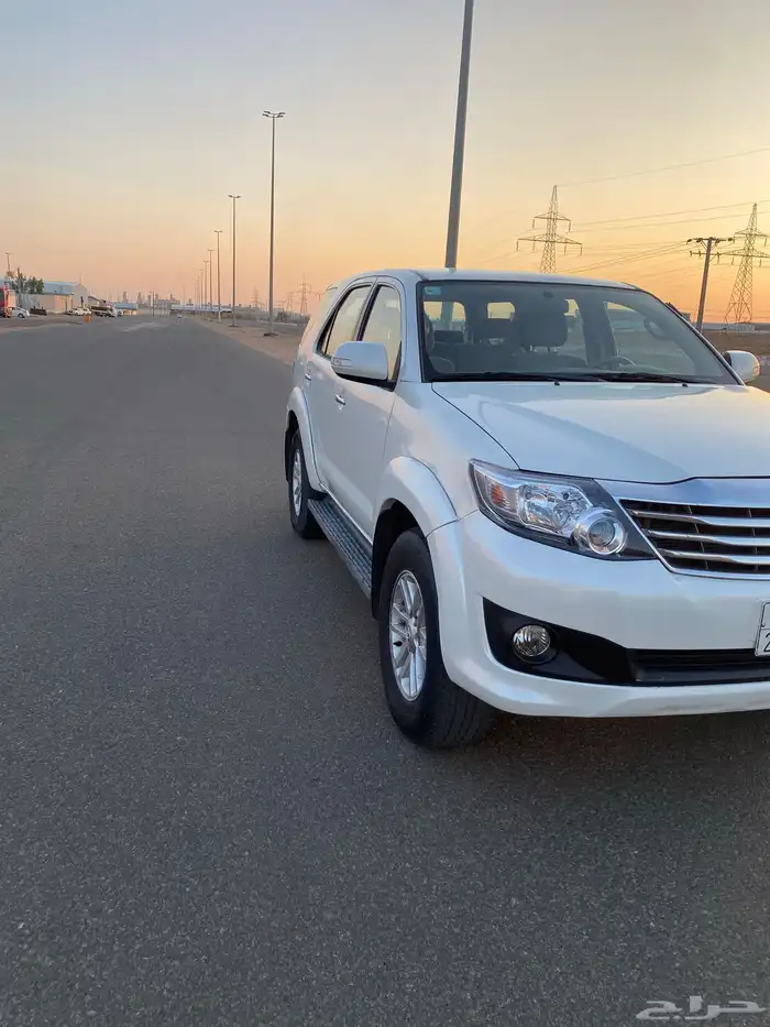 للبيع فورتشنر 2013 اربعه سرندل 1