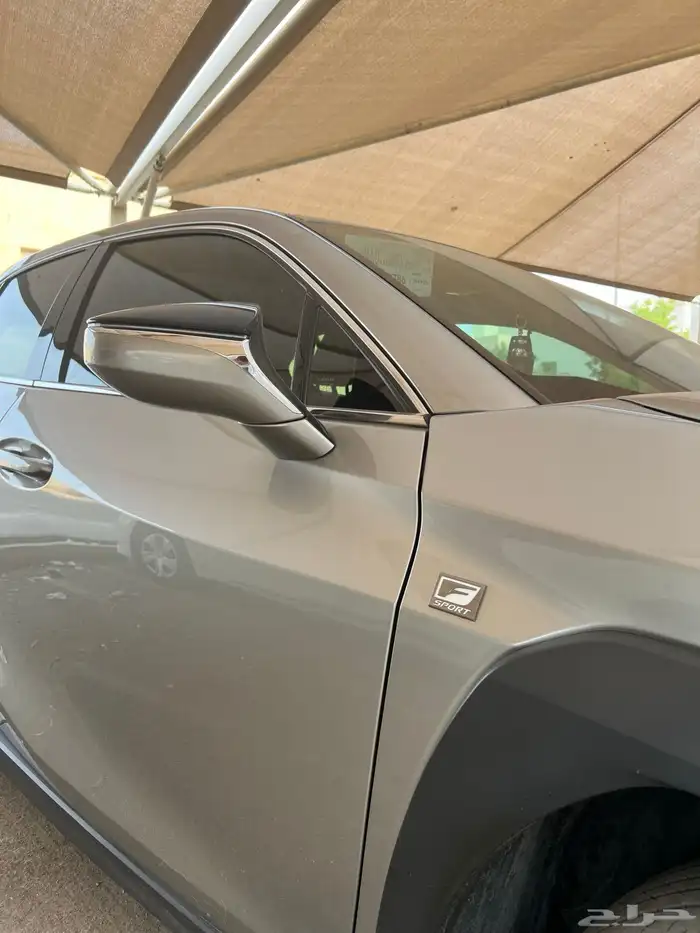 لكزس UX موديل 2023 مخزن ممشى قليل 9