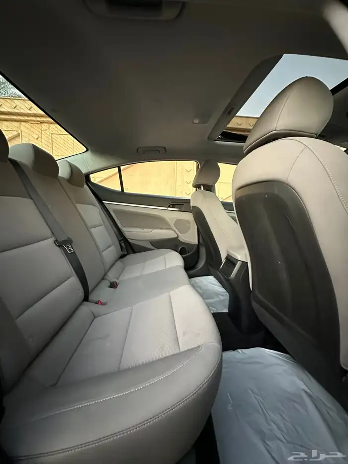 هونداي النترا 2020 فل كامل نظيف للبيع بطاقة جمركية 10