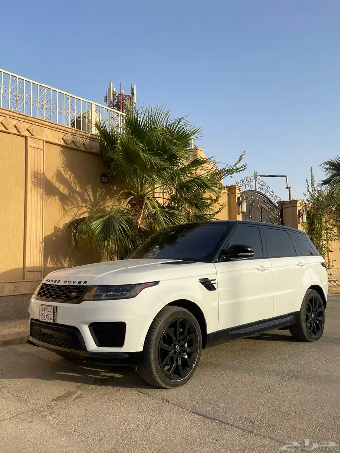 رنج روفر سبورت ديزل 2021 (( بحالة ممتازة )) 10