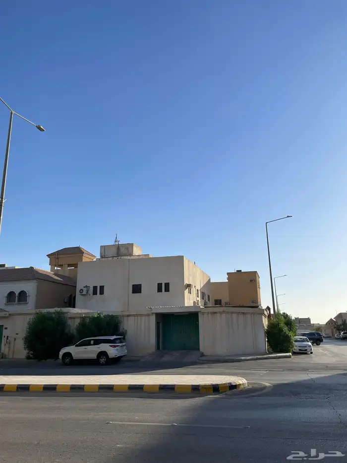 فيلا قديمه للبيع حي المروه الشفا الرياض 1