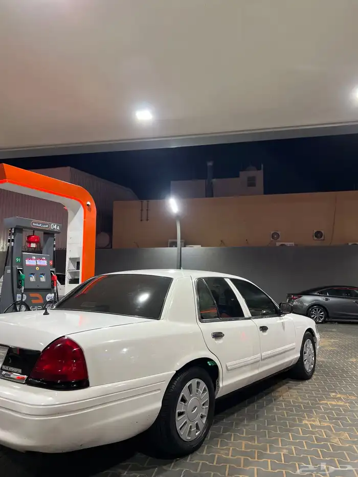 فورد فكتوريا بوليسي 2009 9