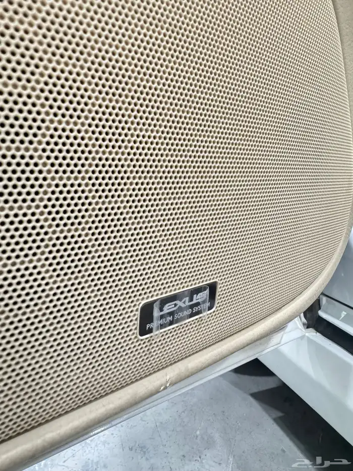 لكزس LS460 2015 وكالة 30