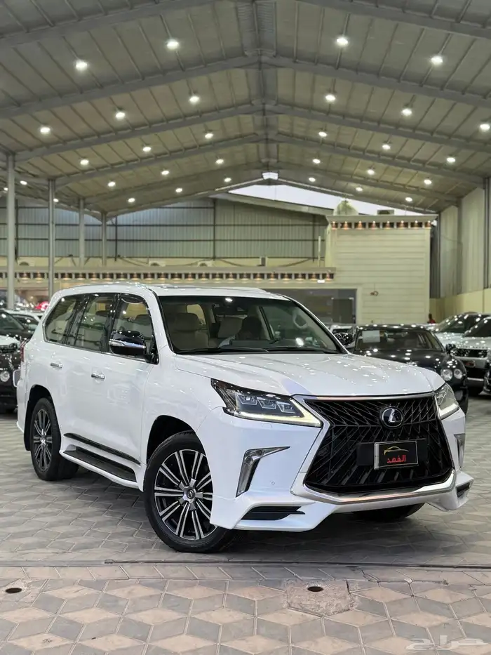 لكزس LX2019 ب 227 الف 1