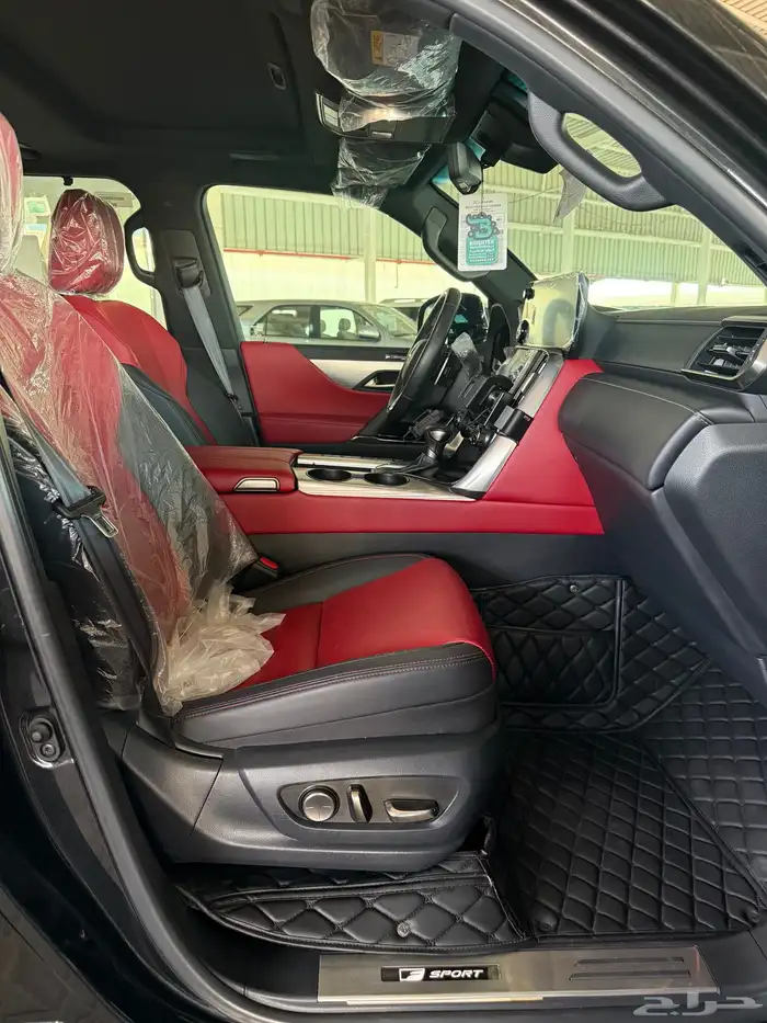 لكزس LX600 أف اسبورت موديل 2024 18