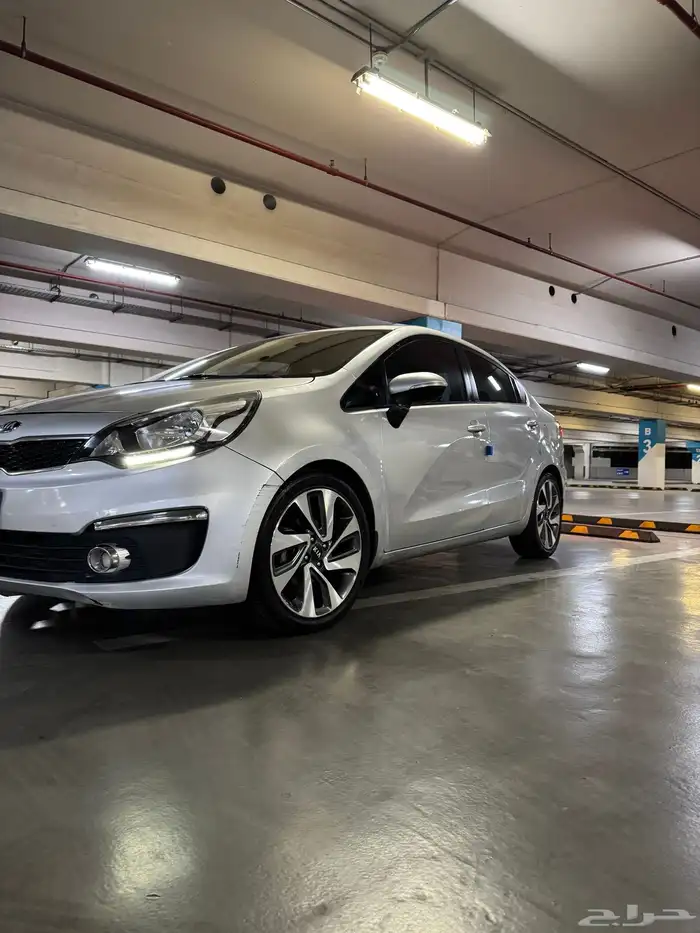 للبيع كيا ريو فل كامل 2016 1