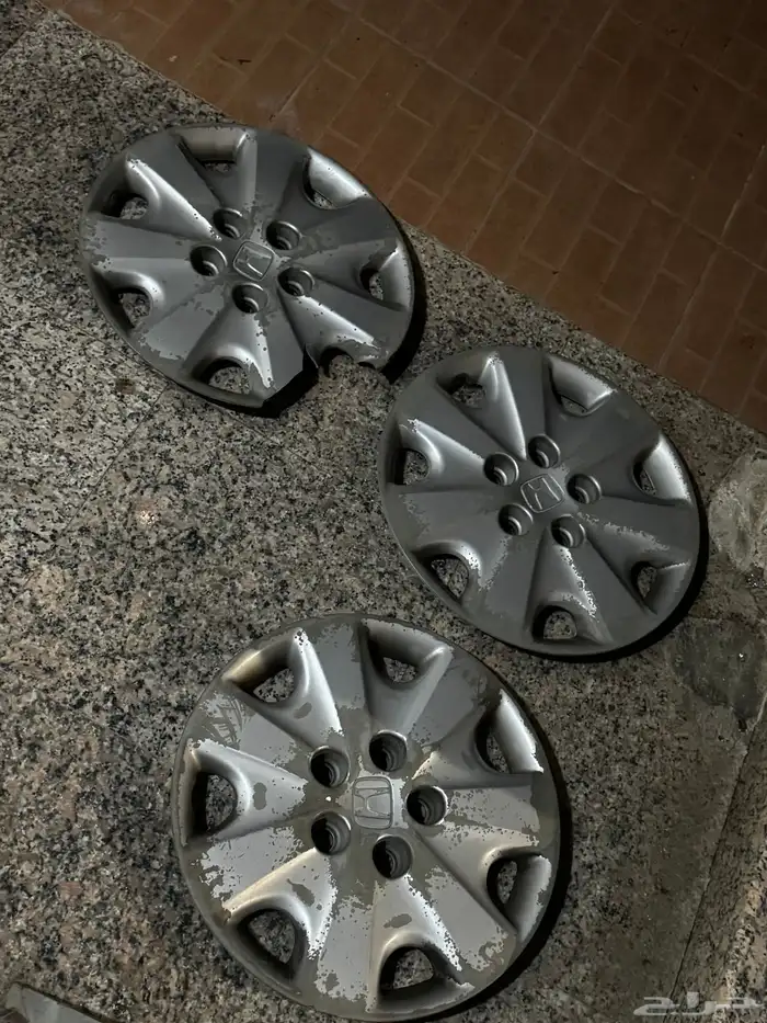 جنوط حديد هوندا اكورد 2003 2004 مع ثلاثه طيس اثنين سليمه 0