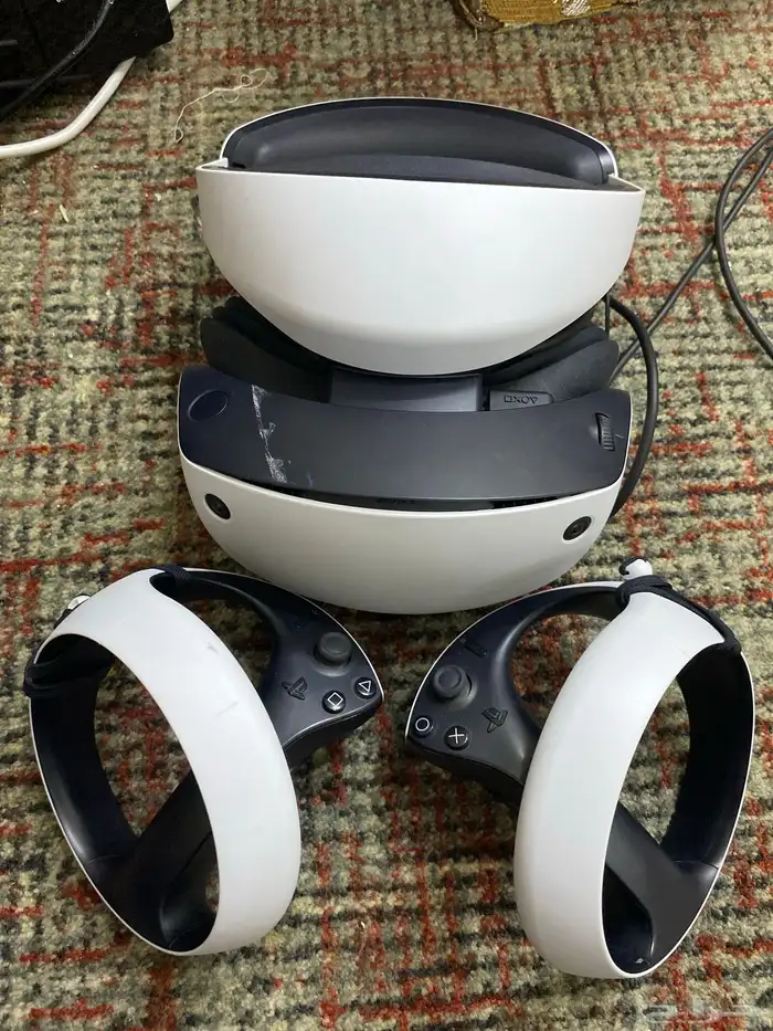 بلايستيشن 5 مع 5 أيادي مع نظارة vr2 مع أيادي الvr 1