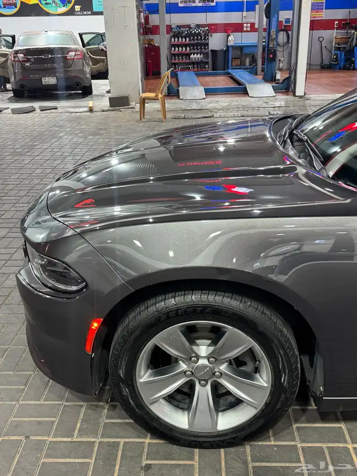 للبيع دوج تشارجر 2020 6