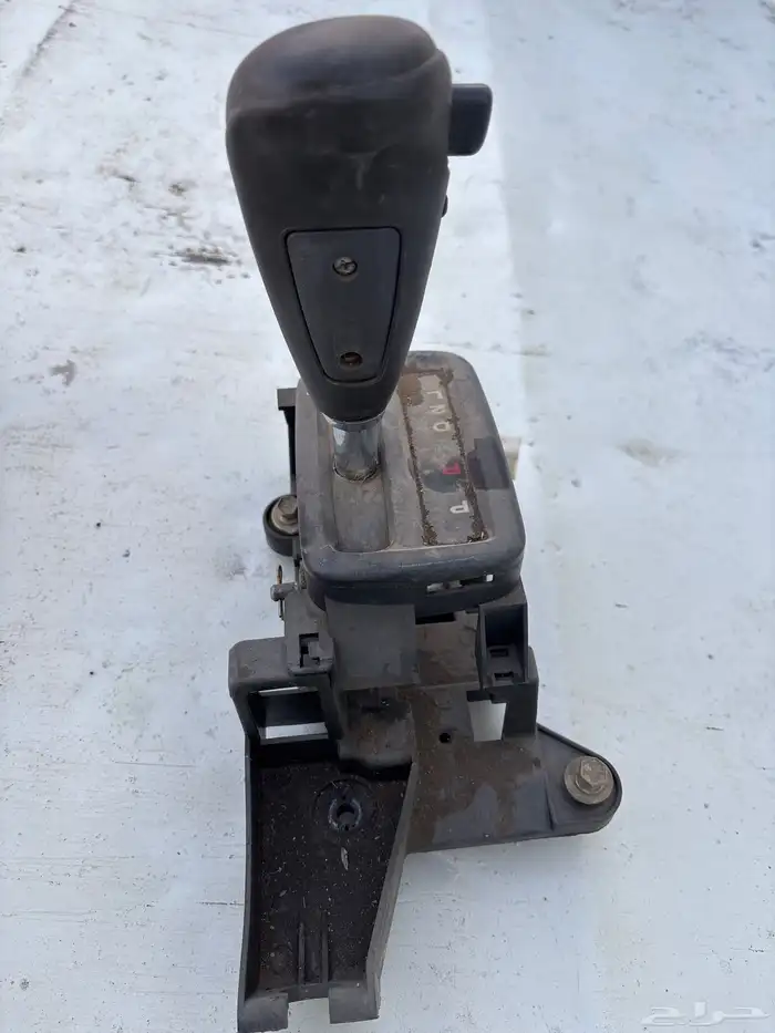 قطع النترا 2005 عداد وطاره وقطعة قير نظيفه وديكور طبلون 1