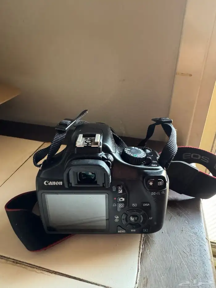 كاميرا Canon EOS 600D   عدسة 18-55mm نظيفة للبيع 4