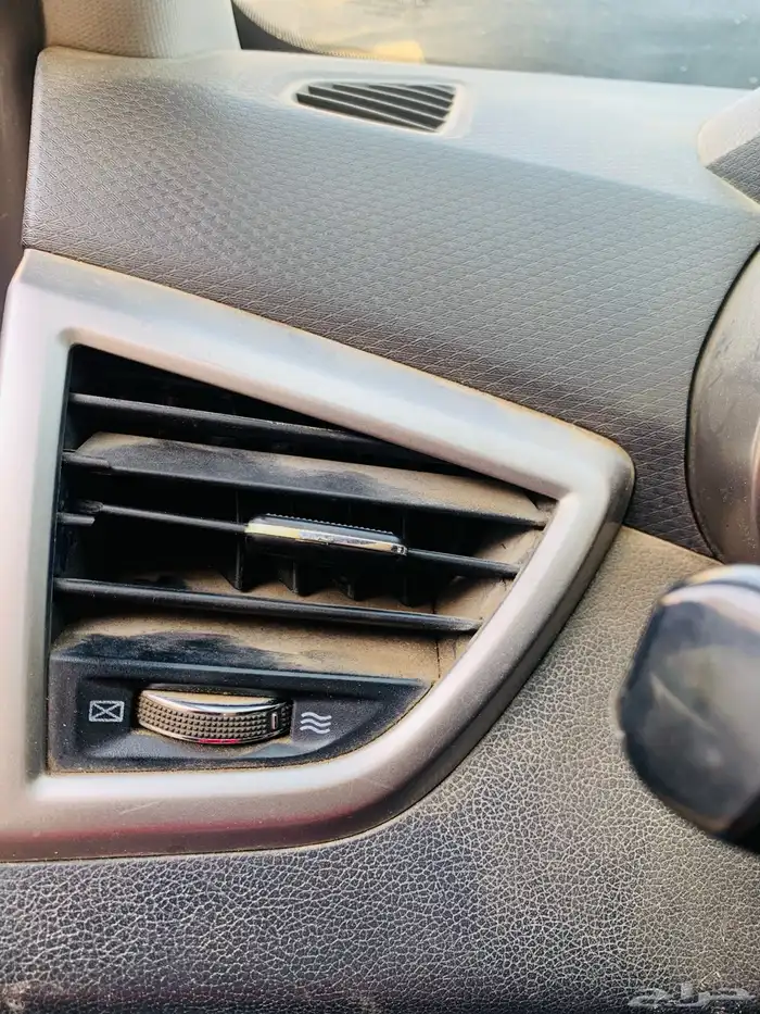 فوليستر 2012 هيونداي مصدومة للبيع 44