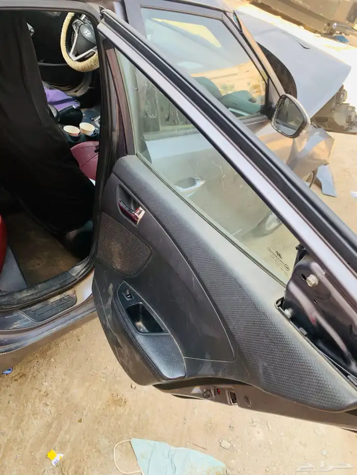 فوليستر 2012 هيونداي مصدومة للبيع 15