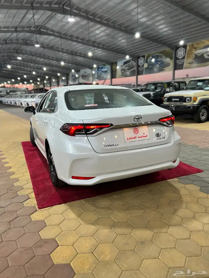 تويوتا   كورولا XLi استاندر 2.0 بنزين 2025جديد 78.750شامل 4