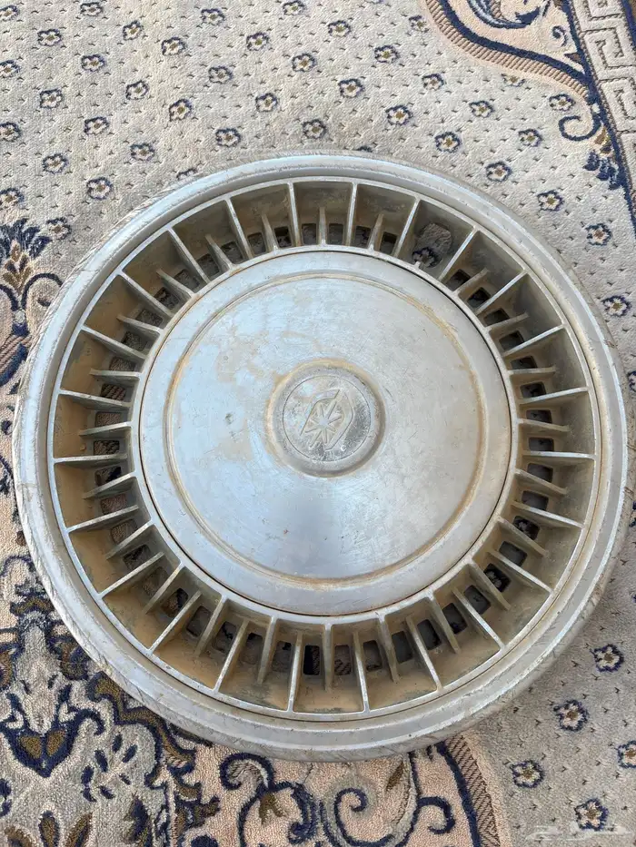 طيس كرسيدا قديمه 2