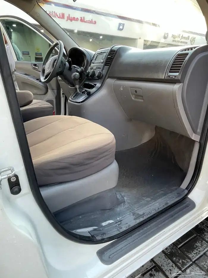 كيا كرنفال موديل 2013 ماشي 359000KM 11