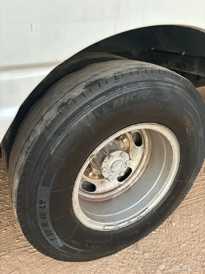 للبيع للبيع باص ديزل 9