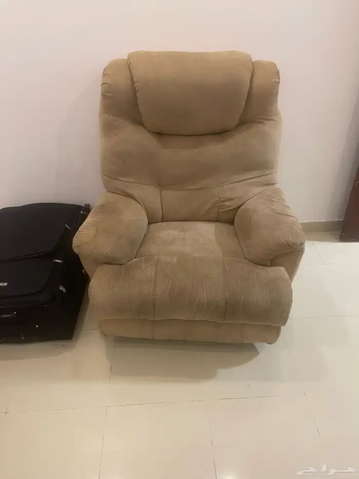 كرسي استرخاء وسرير أطفال للبيع 1