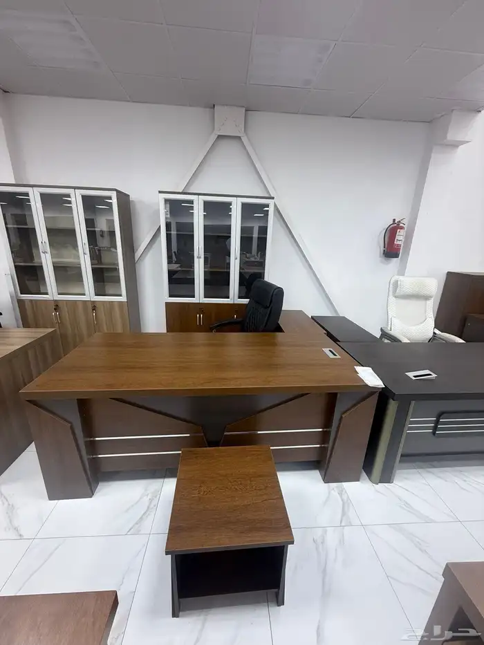 كلو اثاث مكتبي موجود 22