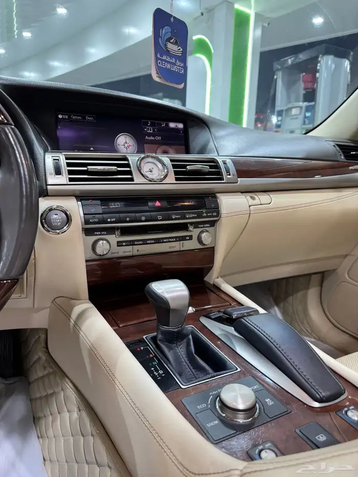 لكزس LS460 2015 وكالة 35