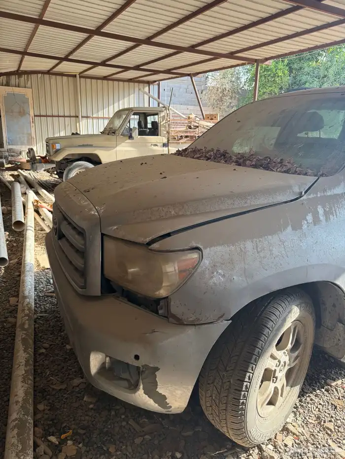 سكويا للبيع 2013 تشليح 4