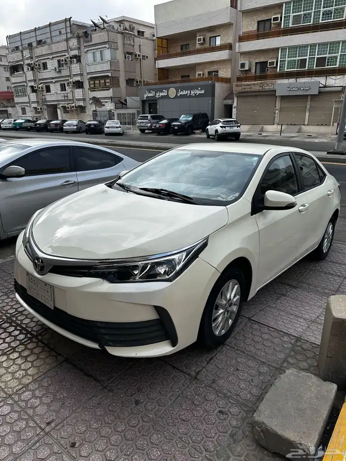 Toyota Corolla 2018 Executive 2.0 with Sports Mode 0