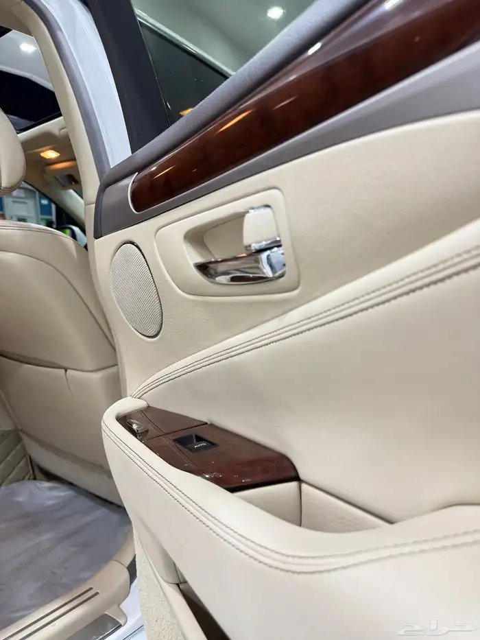 لكزس LS460 2015 وكالة 50