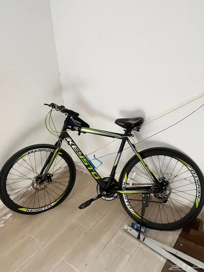 دراجة للبيع شبه جديدة 0