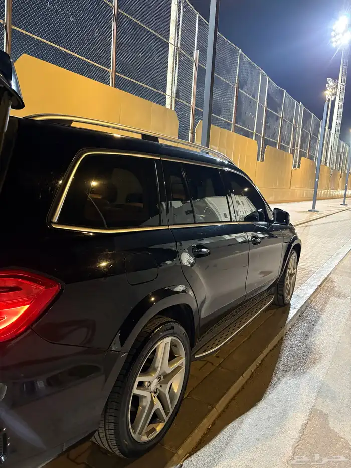 مرسيدس GL500 6