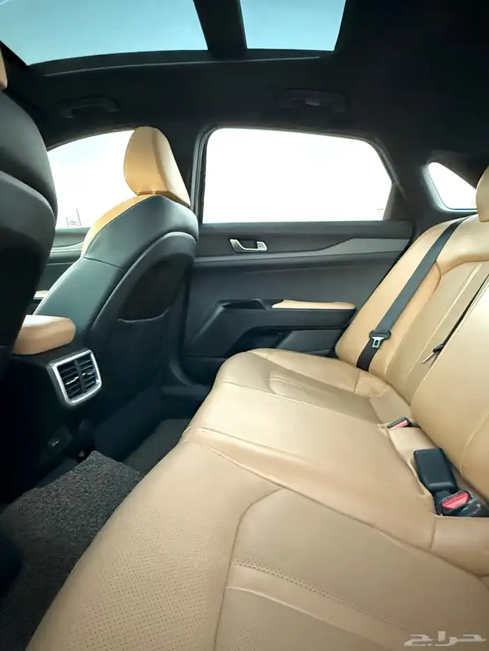 كيا K5 بنورما 2020 فل كامل داخل جملي بحالة الوكاله للبيع 13