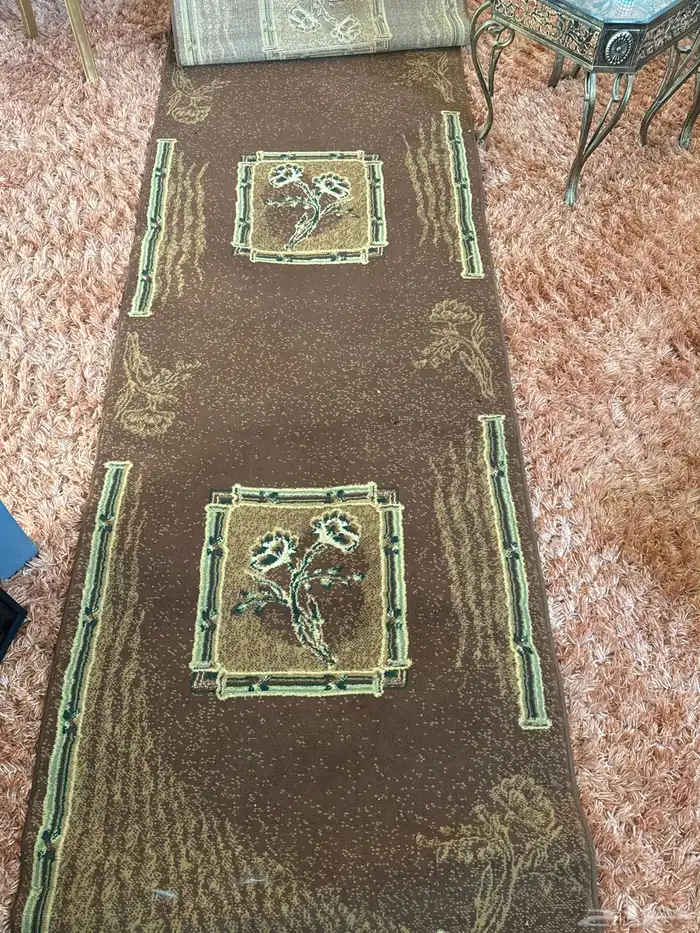 للبيع كنب كلاسيك مع الفرشه 5