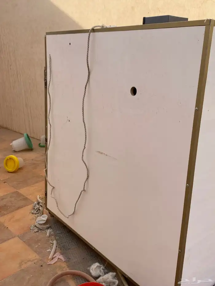 فقاسة يدوية 3000بيضة 1