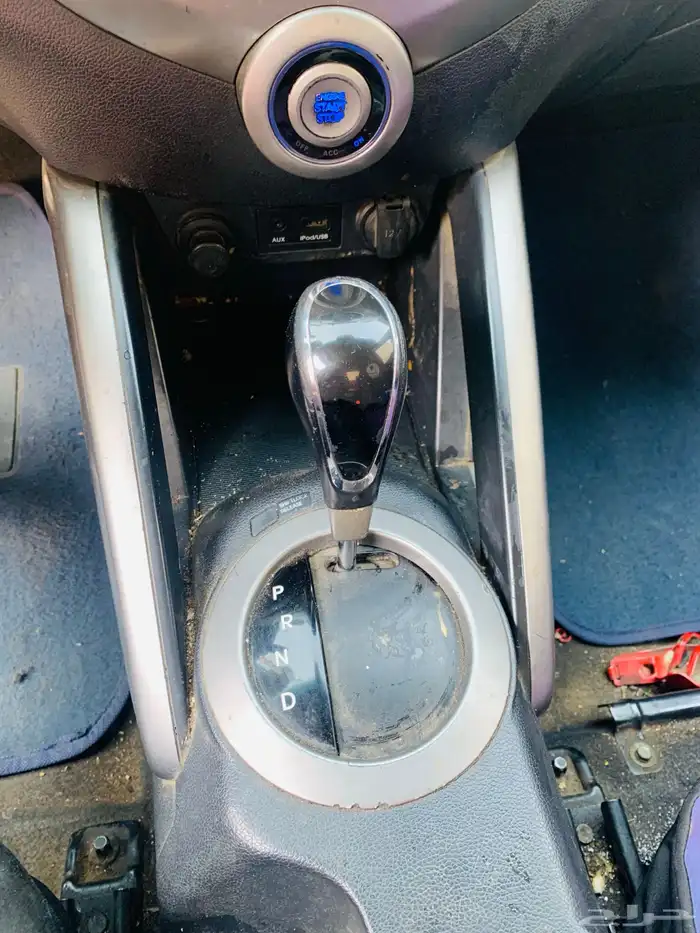 فوليستر 2012 هيونداي مصدومة للبيع 32