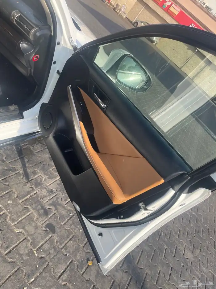 لكزس is 350 2014 4