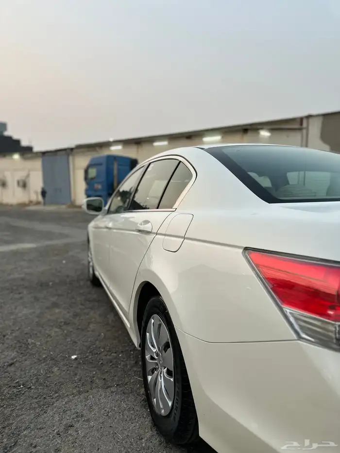 هوندا اكورد 2010 11