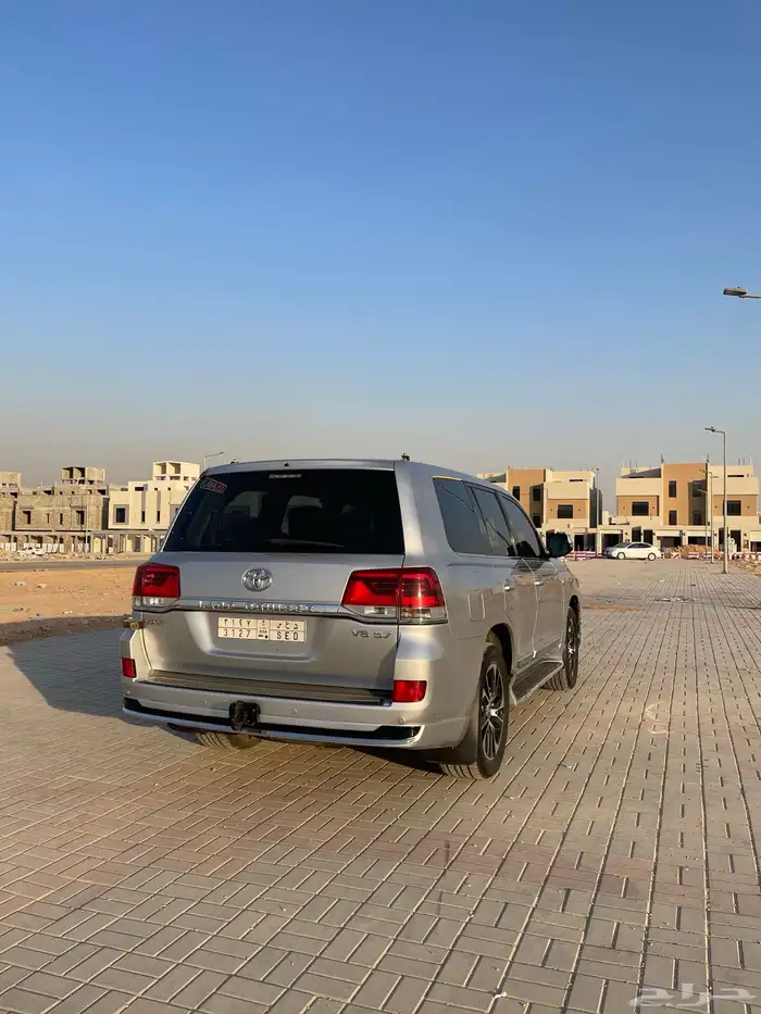 لاندكروزر 2009 مرهم 2021 4