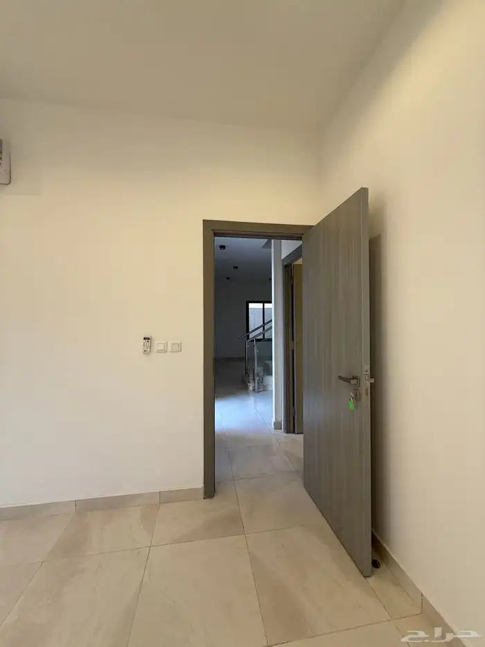 فيلا جديدة فاخرة للإيجار إسكان فالي شارعين 3500 ريال شهريا 14