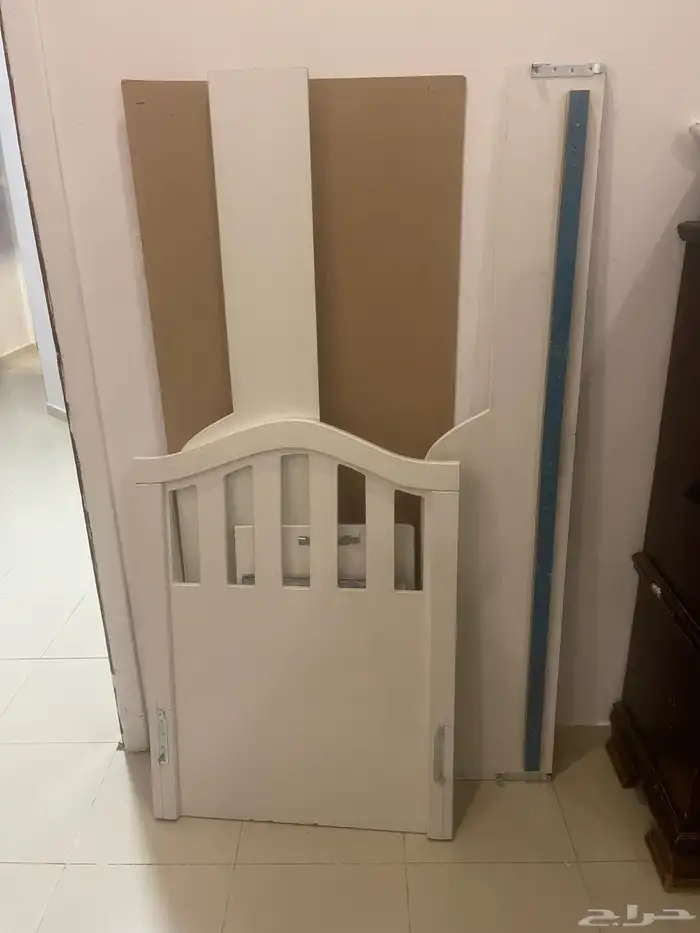 كرسي استرخاء وسرير أطفال للبيع 3