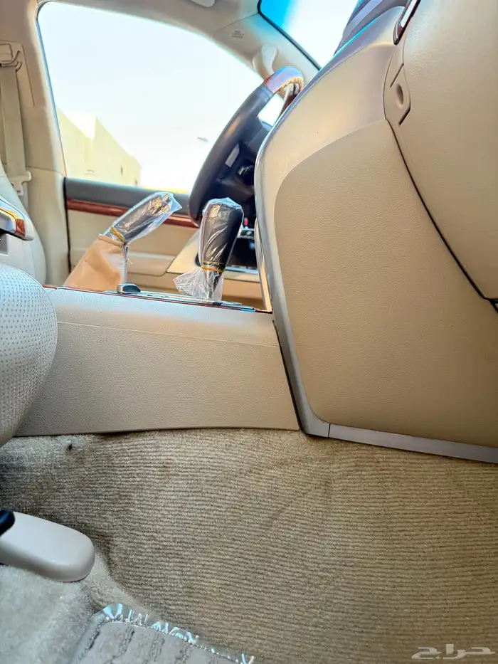 لاندكروزر VXR 2015 بريمي ( وكالة ) 32