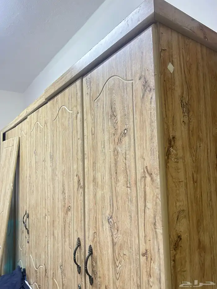 دولاب للبيع 0