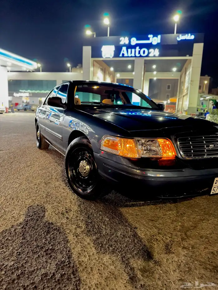 فورد فكتوريا بوليسي 2010 0