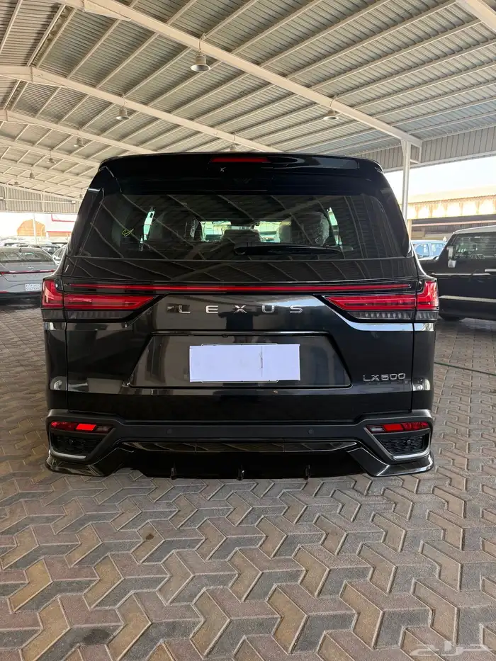 لكزس LX600 أف اسبورت موديل 2024 9