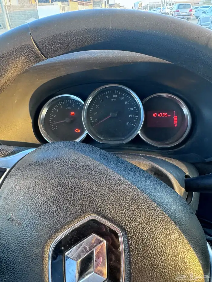 للبيع رينو دوكر موديل 2019 نظيفة 6