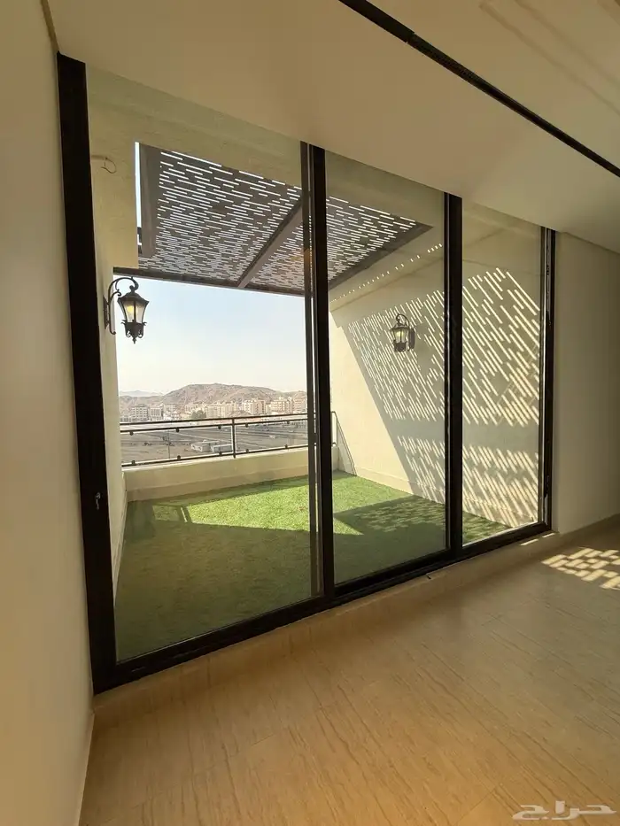 شقة بسطح خاص تمليك دور كامل مستقل بالشوقية بتشطيبات مودرن 12