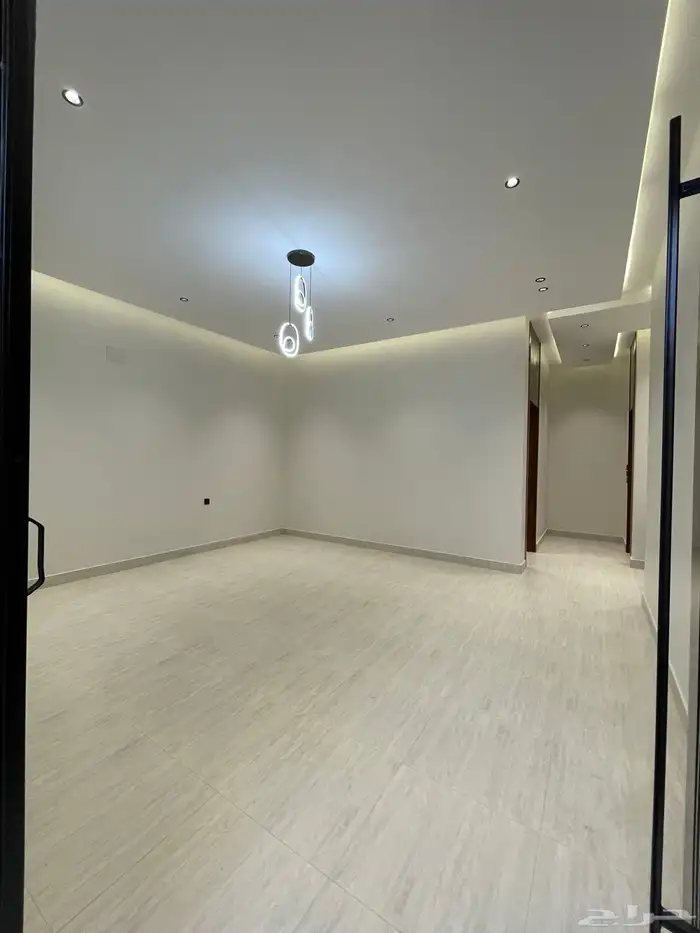 للبيع شقه روف أرضي دوبلكس بالمحاله ابها 2