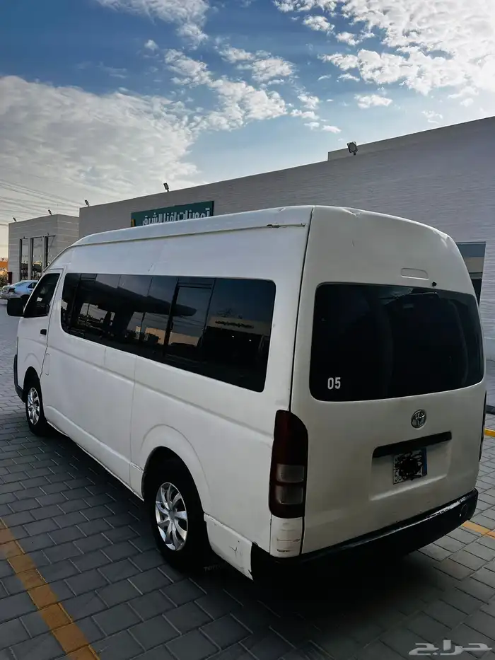 باص هايس للأيجار معا أسائق شهري 3