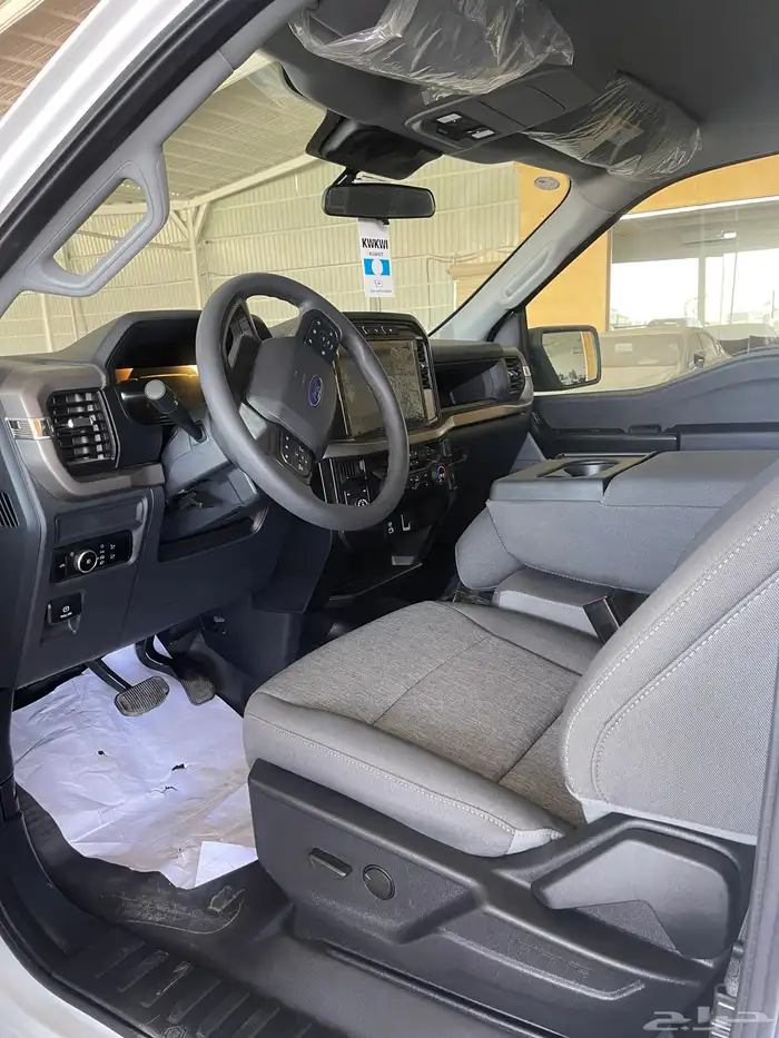 فورد غمارتين F150 فئة XLT موديل 2024 متوفر لدى الحسن 5