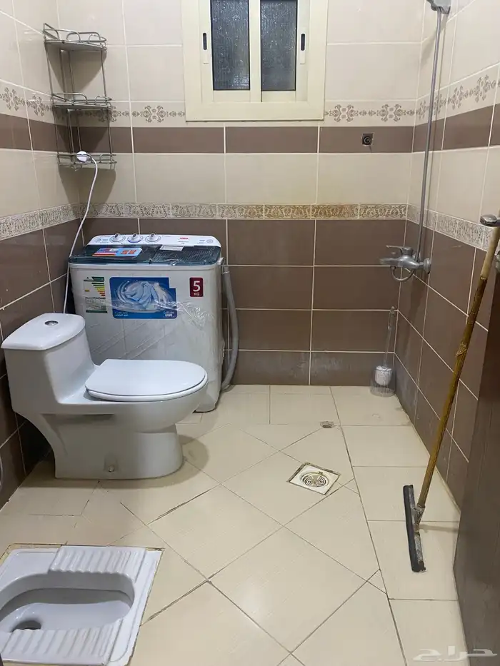 للإيجار شقة مفروشة مع حوش جزء من فلة في حي الحمدانية 15