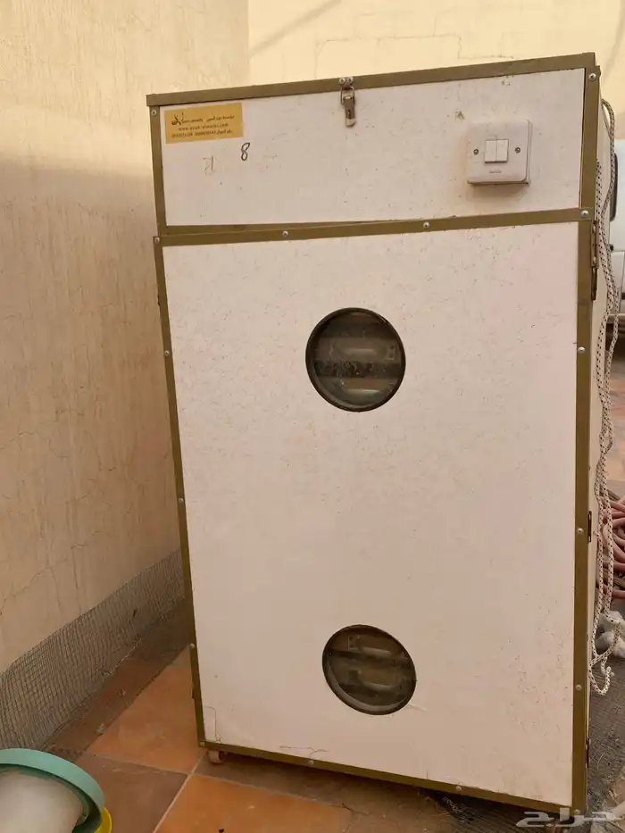 فقاسة يدوية 3000بيضة 0